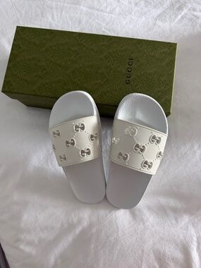 GUCCI Slides Women Size 7